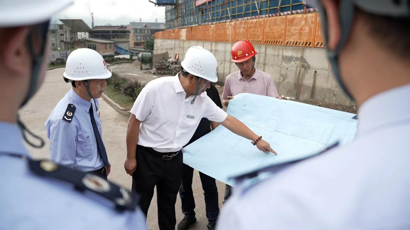 松溪縣稅務(wù)局嵌入“項目管家”服務(wù)，為易順建工集團重點項目提供稅收服務(wù)