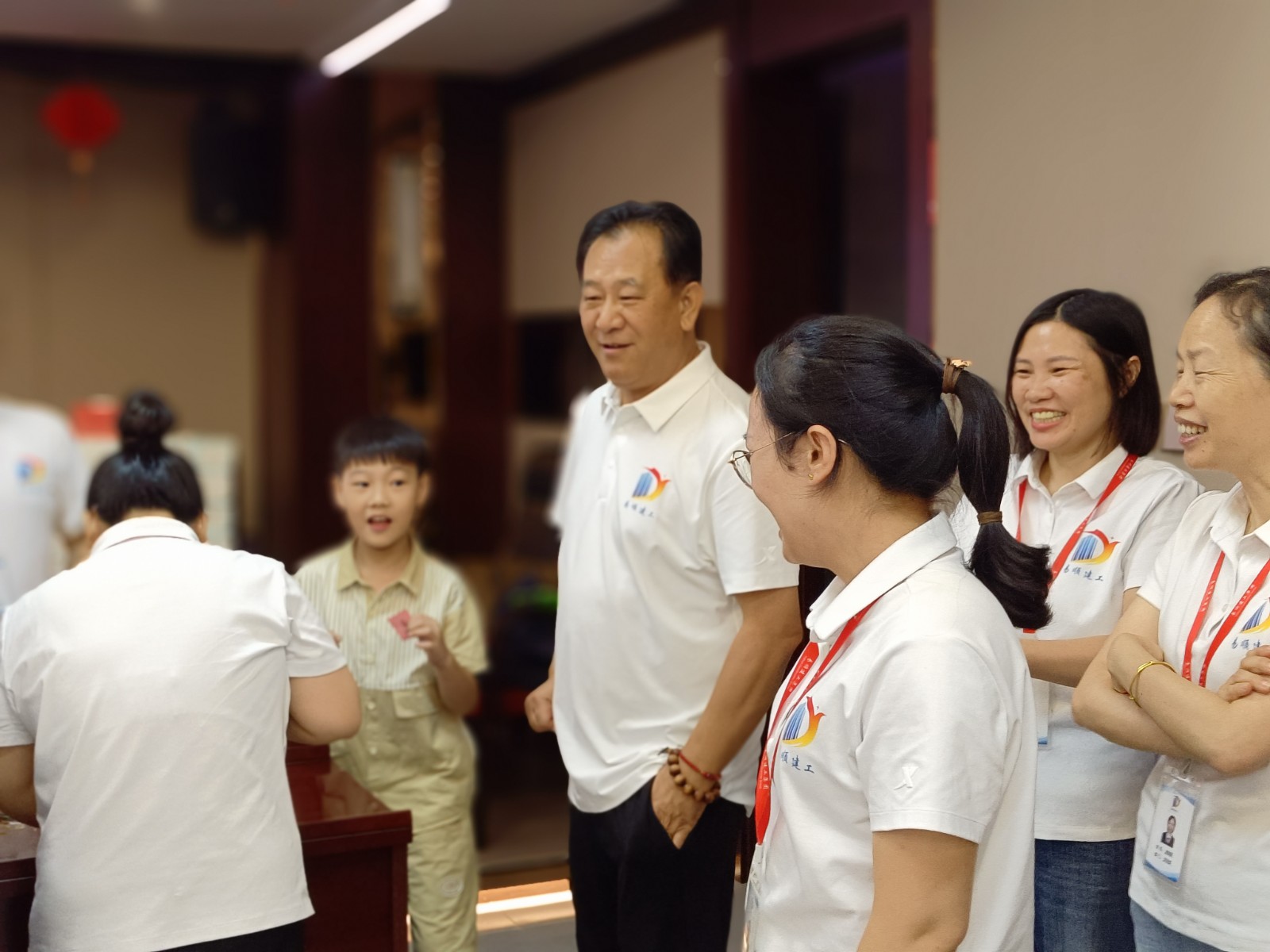 “易聚中秋團(tuán)圓意，順啟事業(yè)新篇章”易順建工集團(tuán)2024年中秋活動(dòng)圓滿舉行