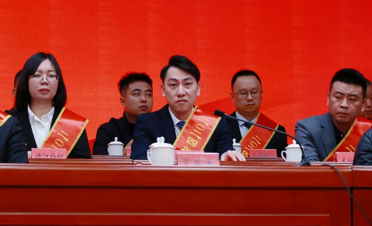 喜報！易順建工集團(tuán)榮獲“松溪縣2024年度納稅貢獻(xiàn)企業(yè)”稱號